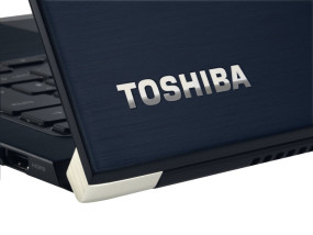 foto de PORTATIL TOSHIBA PORTEGE X30-D-18F I7-7500U 16GB 512GB SSD 13,3 W10P