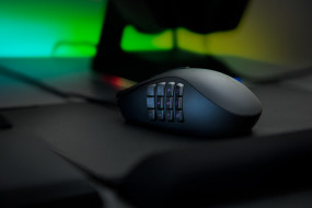 foto de Razer Naga Trinity ratón mano derecha USB tipo A Óptico 16000 DPI