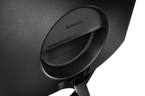 foto de Samsung C24RG50FQR 59,7 cm (23.5) 1920 x 1080 Pixeles Full HD LCD Negro