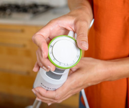 foto de Taurus Bapi 850 Plus Inox 0,7 L Batidora de inmersi?n 850 W Verde, Gris, Acero satinado, Blanco