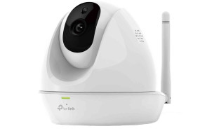 foto de CAMARA IP TP-LINK INTERIOR 720HD DIA/NOCHE ROTATIVO TARJETA SD