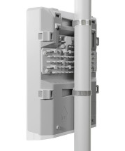 foto de SWITCH EXTERIOR MIKROTIK NETPOWER 16P CRS318-16P-2S+OUT