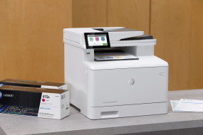 foto de HP Cartucho de t?ner Original LaserJet 415A amarillo