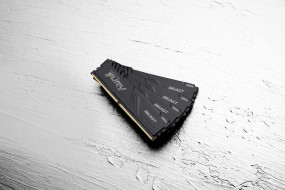 foto de DDR4 KINGSTON 16GB 3200 FURY BEAST NEGRO