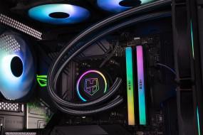 foto de CAJA NOX Semitorre E-ATX Hummer Horus ARGB Cristal templado