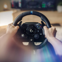 foto de VOLANTE Y PEDALES LOGITECH TRUEFORCE G923 PC XBOX NEGRO