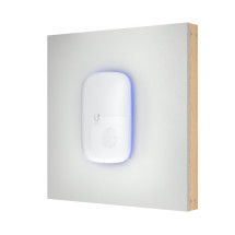 foto de EXTENSOR RED UBIQUITI U6-EXTENDER