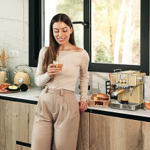 foto de CAFETERA CECOTEC VINTAGE ESPRESSO 20 TRADIZIONALE LIGHT YELLOW