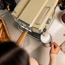 foto de CAFETERA CECOTEC VINTAGE ESPRESSO 20 TRADIZIONALE LIGHT YELLOW