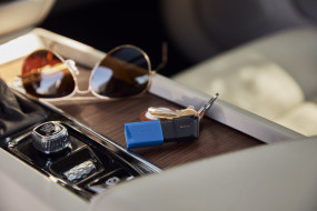 foto de MEMORIA USB 3.2 KINGSTON 64GB DATATRAVELER EXODIA M NEGRO