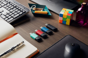 foto de MEMORIA USB 3.2 KINGSTON 256GB DATATRAVELER EXODIA M NEGRO