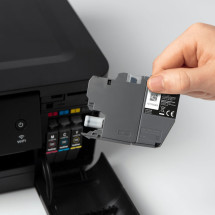 foto de Cartucho de Tinta Original Brother LC421XL Alta Capacidad/ M