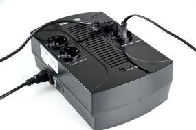 foto de SAI GEMBIRD CON AVR 850 VA