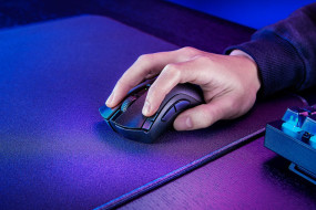 foto de RATON GAMING RAZER DEATHADDER V2 X HYPERSPEED 14000 DPI WIRELESS NEGRO