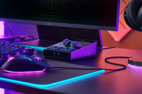 foto de MEZCLADOR RAZER AUDIO MIXER 4 CANALES XLR CON AMPLIFICADOR