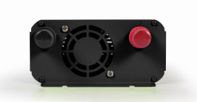 foto de INVERSOR DE CORRIENTE GEMBIRD  PARA COCHE DE 12 V 1200 W