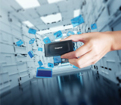 foto de SSD EXTERNO KINGSTON 2TB XS1000