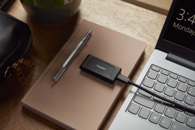 foto de SSD EXTERNO KINGSTON 2TB XS1000
