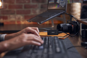 foto de SSD EXTERNO KINGSTON 1TB XS1000