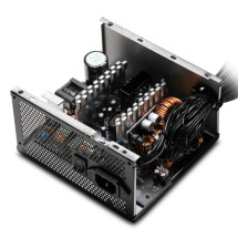 foto de FUENTE ALIMENTACION XPG PYLON750B-BKCEU 750W