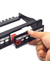 foto de PANEL DE CONEXIONES WP 19 UTP MODULAR VACIO PARA 24 TOMAS KEYSTONE, 1U