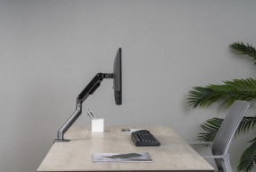 foto de BRAZO AJUSTABLE GEMBIRD PARA MONITOR EN ESCRITORIO GRIS ESPACIAL