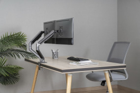 foto de BRAZO DE MONITOR GEMBIRD PARA 2 PANTALLAS DE ESCRITORIO GRIS ESPACIAL
