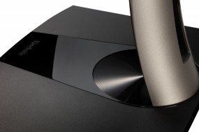 foto de MONITOR VIEWSONIC 27 VP2768a QHD IPS LED HDMI DP-IN DP-OUT USB-C RJ45 AJUSTABLE