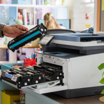 foto de HP LaserJet Pro 3302fdw Inal?mbrico Multifunction Color Impresora, Fotocopiadora, esc?ner; D?plex