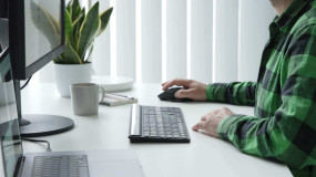 foto de FUNDA PARA TARGUS ECOSMART ANTIMICROBIAL BLUETOOTH KEYBOARD (ES)