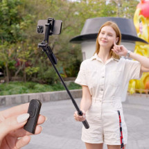foto de PALO TRIPODE AISENS SELFIE MANDO A DISTANCIA BLUETOOTH 3 EN 1 NEGRO