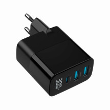 foto de CARGADOR RAPIDO USB GEMBIRD GAN DE 3 PUERTOS Y 30 W, LCD, NEGRO