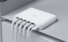foto de SWITCH UBIQUITI USW-FLEX-2.5G-5 UNIFI SWITCH FLEX 2.5GB