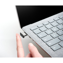 foto de LECTOR HUELLA DIGITAL KENSINGTON VERIMARK PRO USB