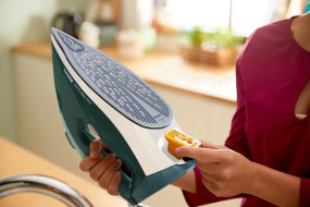 foto de PLANCHA HORIZONTAL PHILIPS DST7031/70 2800W CABLE2M