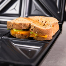 foto de SANDWICHERA CECOTEC 03111 ROCK'NTOAST FAMILY