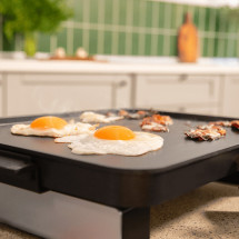 foto de PLANCHA DE ASAR CECOTEC 01750 MAGNET 1800