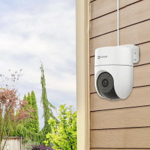 foto de EZVIZ CAMARA VIGILANCIA H8C 4MP EXTERIOR VISION NOCTURNA COLOR 360 WIFI BLANCO