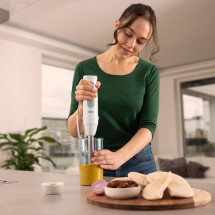 foto de BATIDORA DE MANO BRAUN MQ50001M MULTIQUICK 5 1000W 21 VEL. ACERO