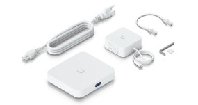 foto de GATEWAY UBIQUITI UCG-MAX CLOUD GATEWAY