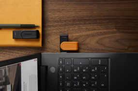 foto de MEMORIA USB 3.2 KINGSTON 256GB DTXS/256GB BLACK/ORANGE