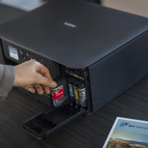 foto de Brother DCP-J1310DW impresora multifunci?n Inyecci?n de tinta A4 1200 x 6000 DPI 16 ppm Wifi