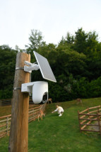 foto de EZVIZ CAMARA WIFI EXTERIOR HB8 2K+ 4MP PANORAMICA/INCLINACION CON BATERIA