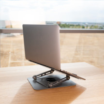 foto de TooQ Soporte Elevador con rotaci?n 360? y ajustable, para dispositivos de 11?-17?, Color Gris Oscuro