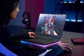 foto de PORTATIL ASUS ROG STRIX G615JPR-S5003 i7-14650HX 32GB 1TB RTX5070 16WQXGA FDOS