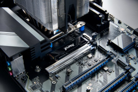 foto de SSD KINGSTON FURY 1TB RENEGADE G5