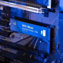 foto de SSD WD 2TB M.2 PCI EXPRESS 4.0 NVME