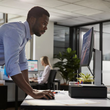 foto de HP Pro 400 G9 Intel? Core? i5 i5-12500 16 GB DDR4-SDRAM 512 GB SSD Windows 11 Pro SFF PC Negro