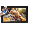foto de Denver PFF-1037 10,1'' digitaler Bilderrahmen schwarz marco fotogr?fico digital Negro 65 cm (25.6) Pantalla t?ctil Wifi